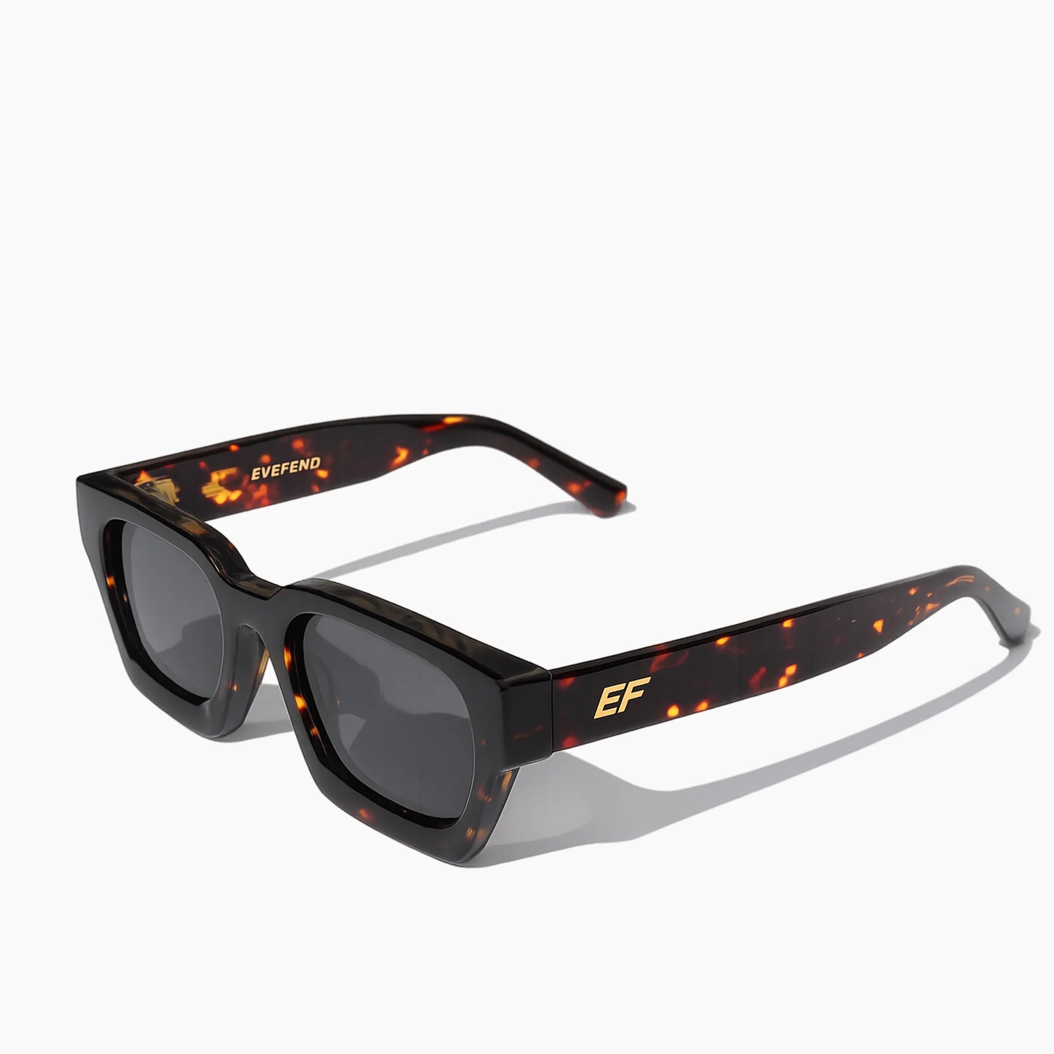 AURA premium tortoiseshell square sunglasses featuring a bold acetate frame and smoke lenses